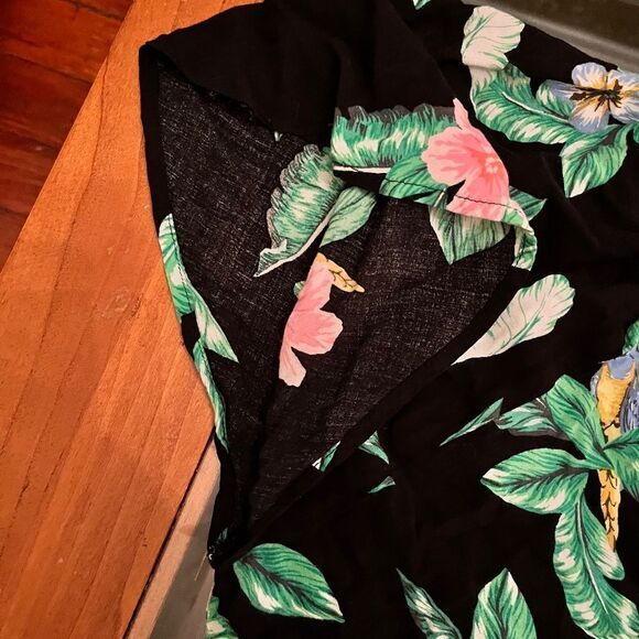 Old Navy Black GreenโHoliday Vacation TopโBlouse - Picture 5 of 12